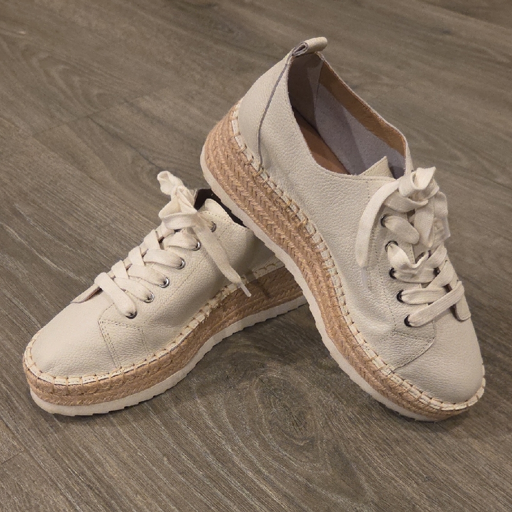 ANTONIO MELANI Cream Lace-Up Espadrilles